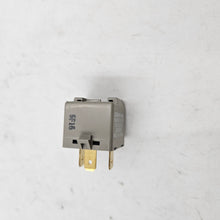 Load image into Gallery viewer, RELAY ASSY., TURN SIGNAL | 38300-S5T-004