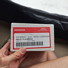 Load image into Gallery viewer, Honda 13 Pin Socket 08L91-TL0-6M0A2