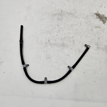 Load image into Gallery viewer, Honda Fuel Return Injector Hose 16612-RBD-E01