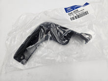 Load image into Gallery viewer, REAR MUD GUARD KIT | C8F46AK800
