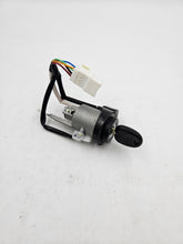 Load image into Gallery viewer, CYLINDER ASSY-STRG &amp; | 8192026A90
