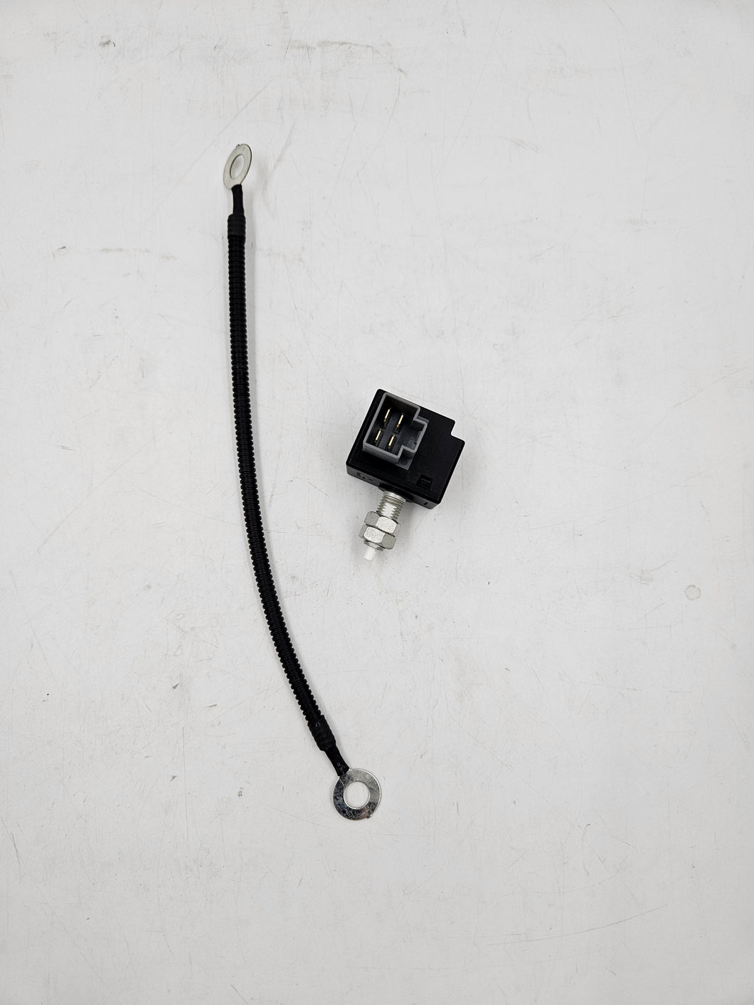 SWITCH ASSY-BRAKE PE | 938104DRWAQQH