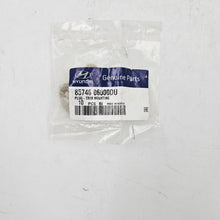 Load image into Gallery viewer, PLUG-TRIM MOUNTING | 8574606000DU
