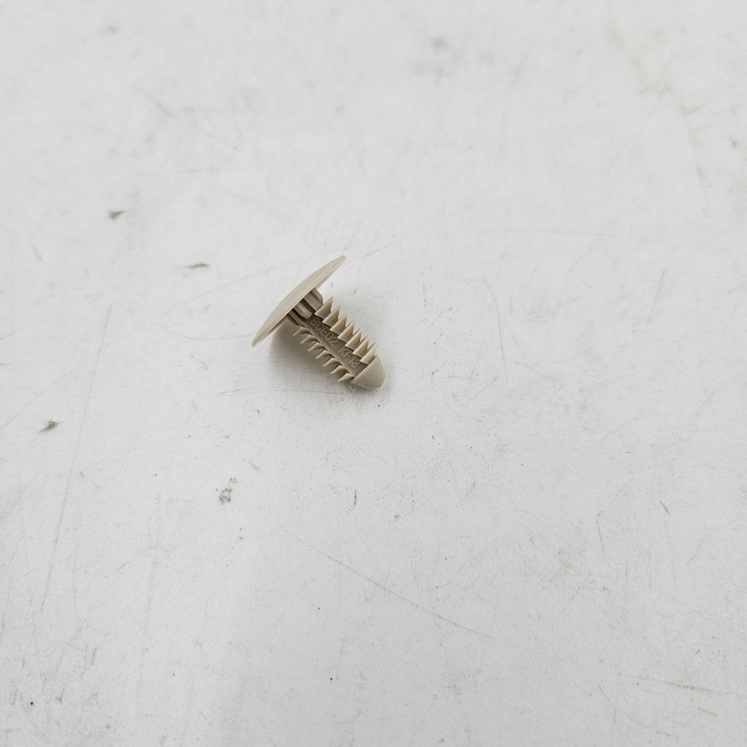 PLUG-TRIM MOUNTING | 8574606000DU