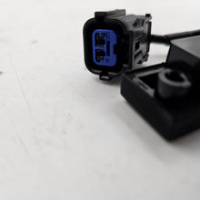 Load image into Gallery viewer, HANDLE ASSY-TAIL GAT | 81260G20104X
