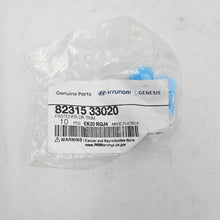 Load image into Gallery viewer, FASTENER-DR TRIM | 8231533020
