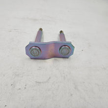 Load image into Gallery viewer, Mitsubishi SHACKLE,R/SUSP SPRING | MB584586
