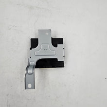 Load image into Gallery viewer, Mitsubishi DRIVER UNIT,T/A PARKING LO | 8631B053
