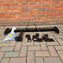 Load image into Gallery viewer, Mitsubishi  TOWBAR, FIXED FLANGE | SP046037E
