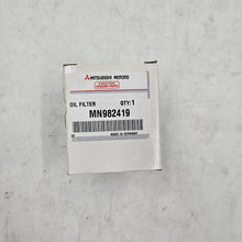 Load image into Gallery viewer, Mitsubishi ELEMENT,OIL FILTER | MN982419
