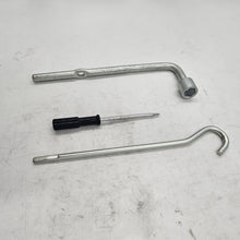 Load image into Gallery viewer, Honda Tool Set 89000-TV0-E00
