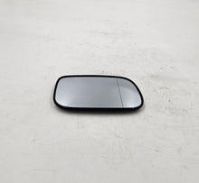 Load image into Gallery viewer, Honda Right Hand Heated Mirror Sub Assembly 76203-SEA-E22
