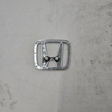 Load image into Gallery viewer, Honda Rear Centre Emblem 75701-SK7-040
