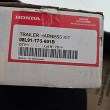Load image into Gallery viewer, Honda 13 Pin Trailer Harness 08L91-T7S-601B
