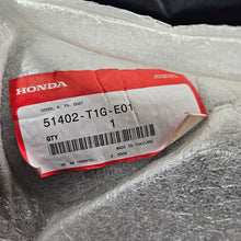 Load image into Gallery viewer, Honda Front Right Dust Cover 51402-T1G-E01

