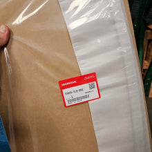 Load image into Gallery viewer, Honda Front Right Door Sash Moulding Assembly 72425-TL0-003
