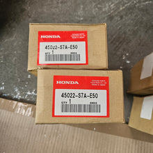 Load image into Gallery viewer, Honda Front Brake Pad Set 45022-S7A-E50
