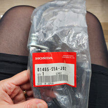 Load image into Gallery viewer, Honda Front Left Brake Hose Set 01465-S5A-J02
