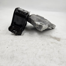 Load image into Gallery viewer, Honda Rubber Transmission Mounting Assembly 50850-T7A-003

