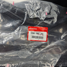 Load image into Gallery viewer, Honda Front Left Outer Door Seal 72350-SMG-E01

