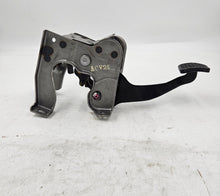 Load image into Gallery viewer, Honda Clutch Pedal Assembly 46910-SWA-T02
