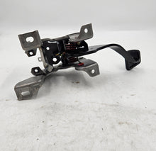 Load image into Gallery viewer, Honda Clutch Pedal Assembly 46910-SWA-T02
