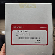 Load image into Gallery viewer, Honda Heated Right Hand Mirror Sub Assembly 76203-SCA-G01
