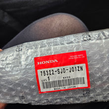 Load image into Gallery viewer, Honda Front Left Door Protector 75322-SJD-J01ZN
