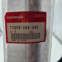Load image into Gallery viewer, Honda Left Rear Door Moulding Assembly 72950-SWA-A02
