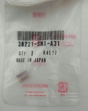 Load image into Gallery viewer, FUSE, BLADE (7.5A) | 38221-SNA-A31
