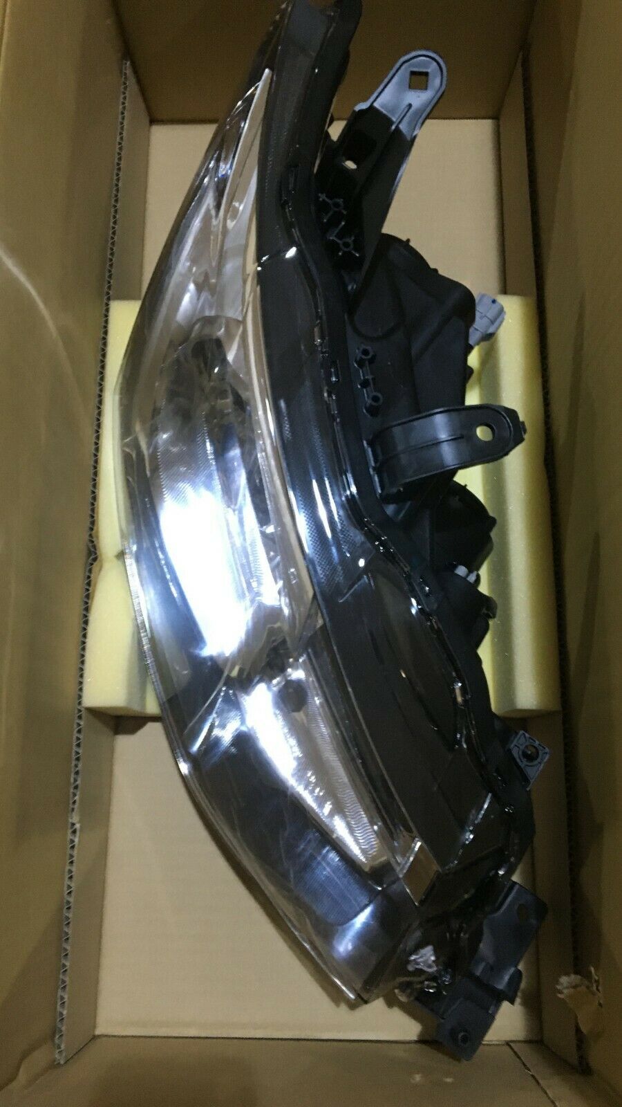 Mitsubishi Outlander HEADLAMP ASSY,RH | 8301D096